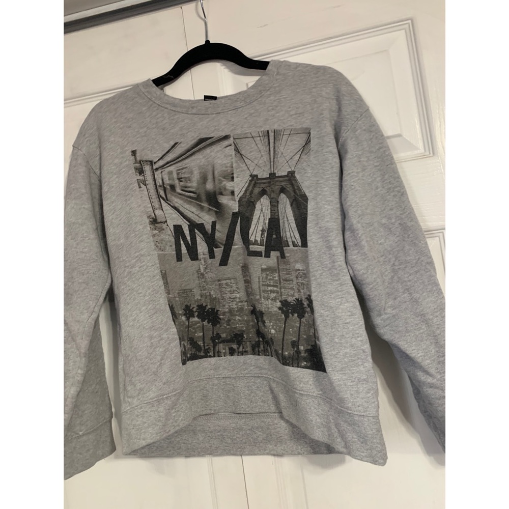 NY / LA sweater